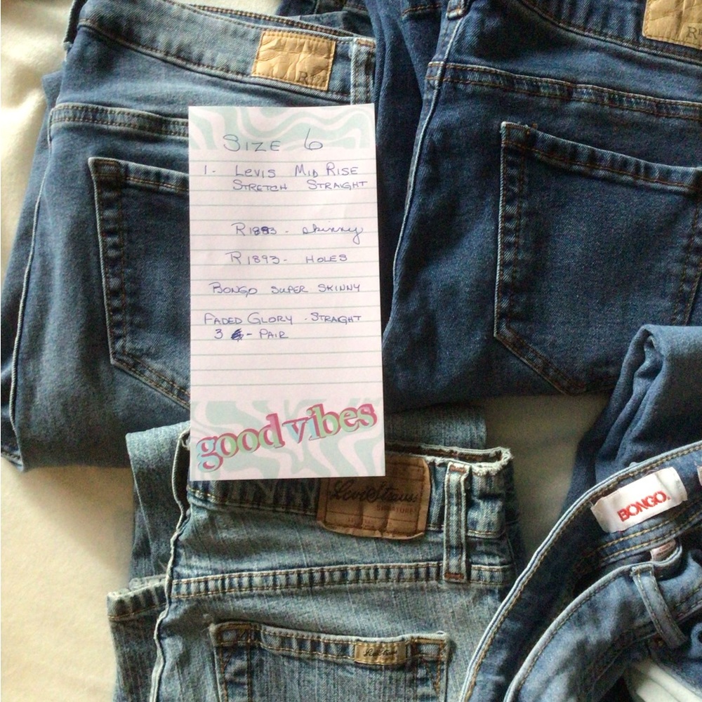 Jeans - Picture 5 of 5